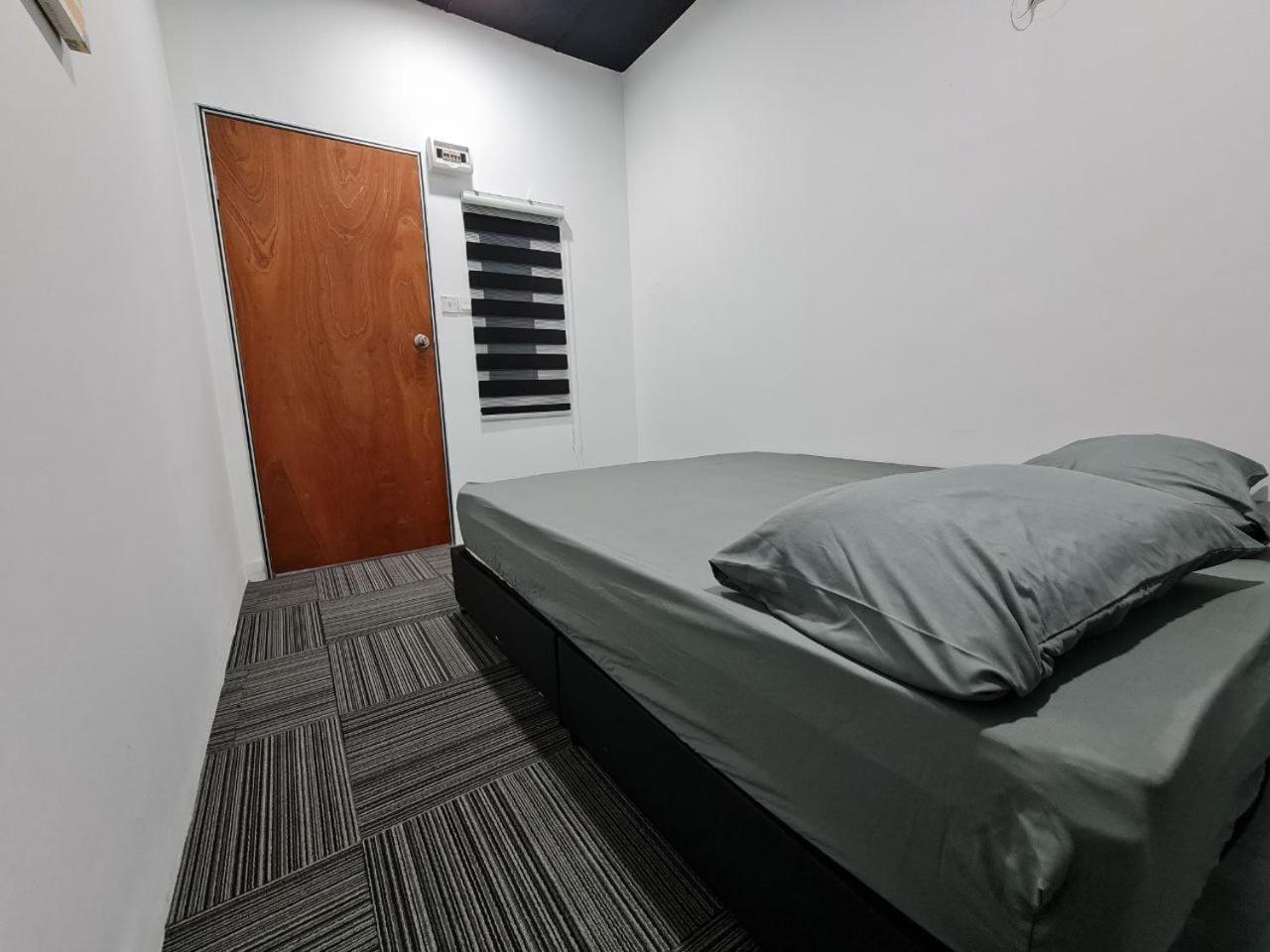 Ayden Hostel Airport Transit - Klia Sepang Bagian luar foto